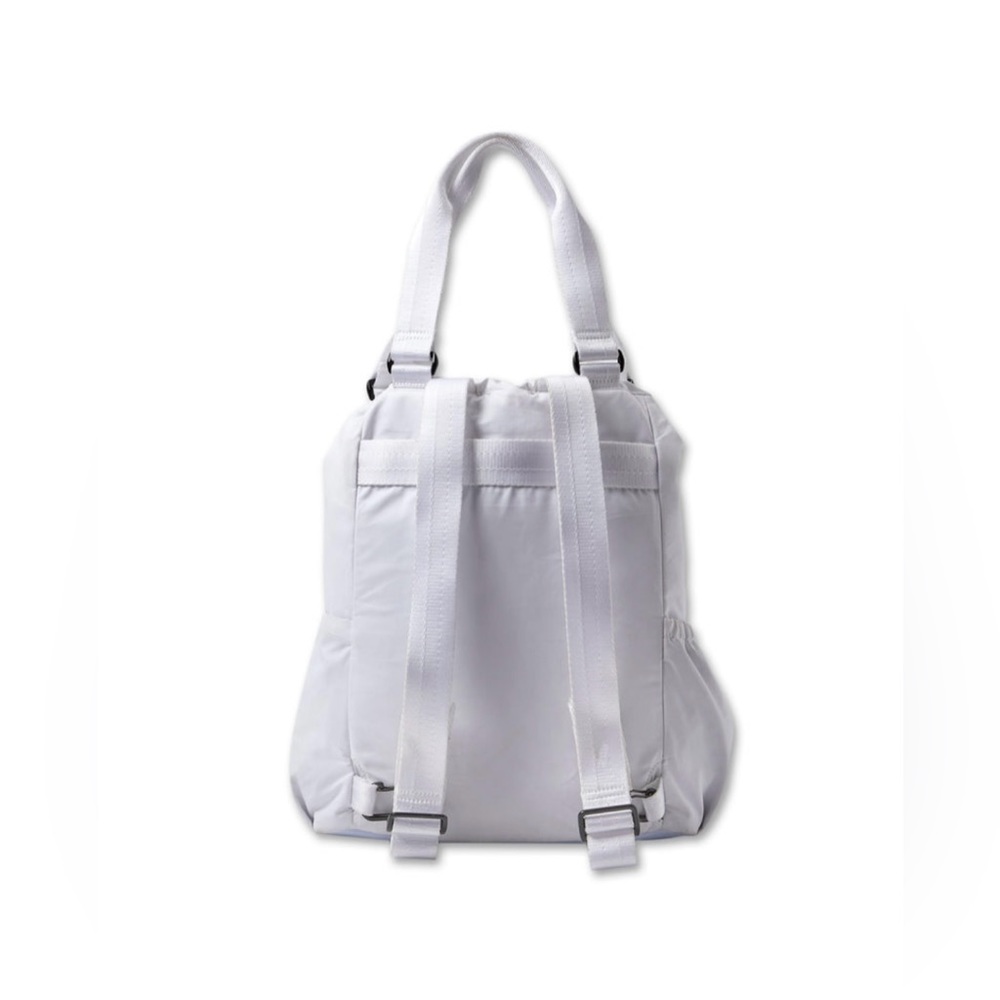 Vuori White Drawstring Tote Bag - Picture 3 of 6